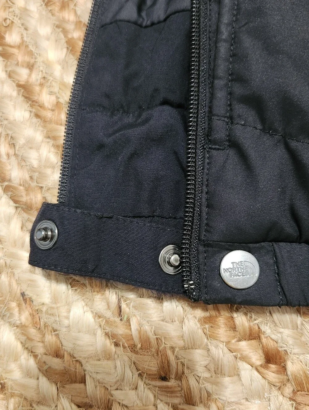 The North Face Quilted Molle PAL Zip Jacket Mens M Black Utility Zip Side Raglan